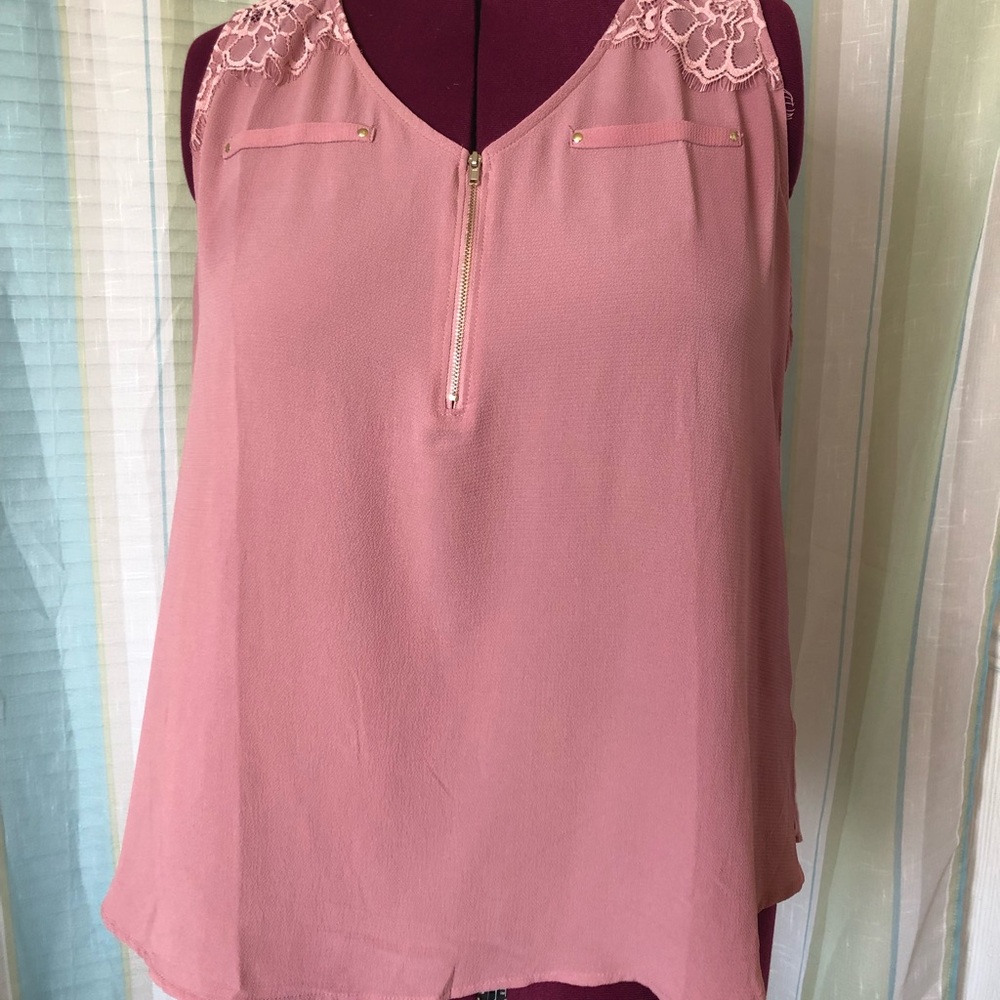 Women's size 16-18 tunic. Pretty soft mauve color!